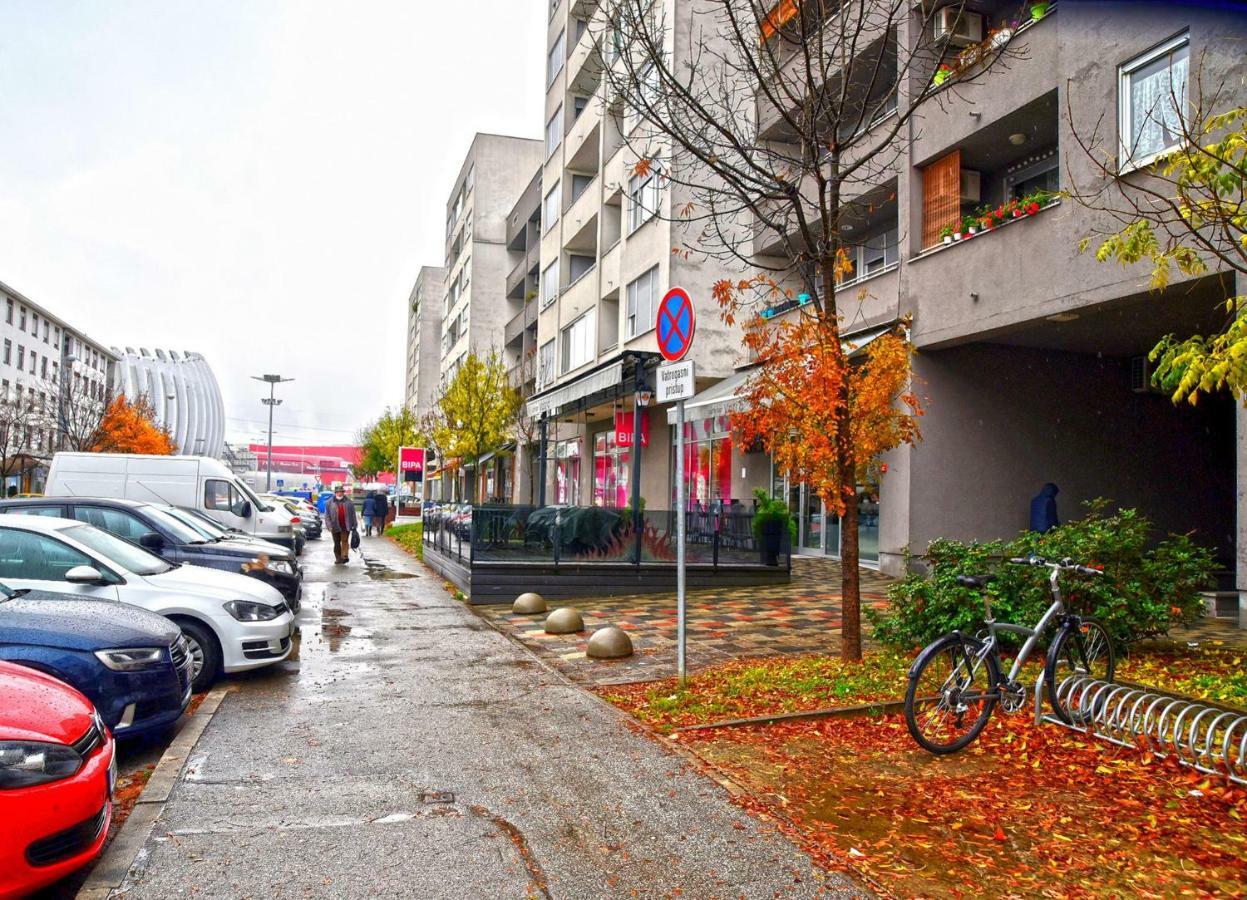 Apartments Dora Zagreb Exterior foto
